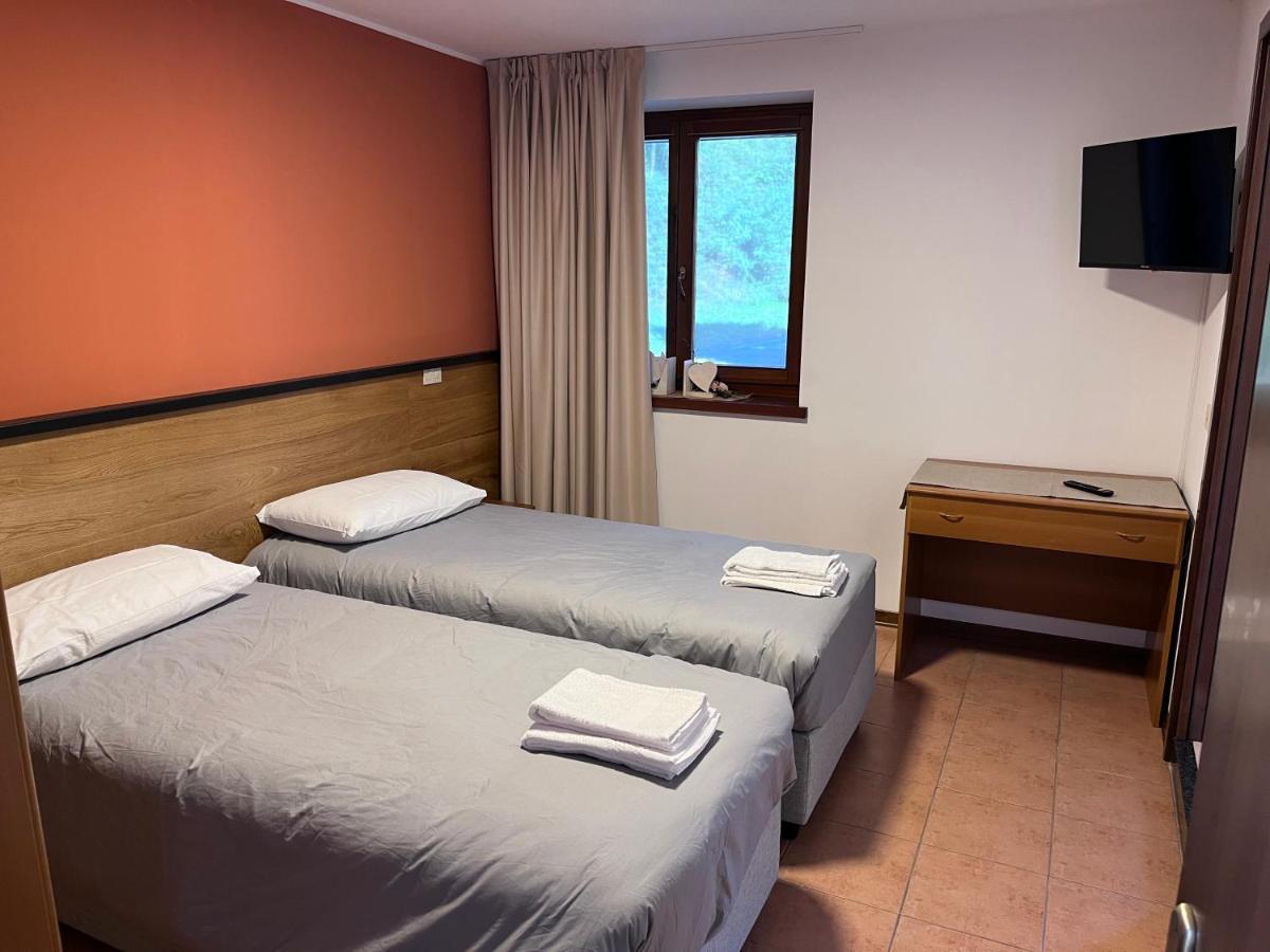 Al Friuli Hotel Nimis Bagian luar foto